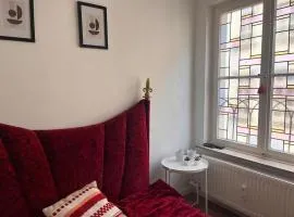 Zentrale schöne Wohnung in der Altstadt mit Balkon