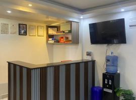 The Boon Suites, viešbutis mieste Naivaša