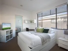 Cosy and Bright Studio Next to Westmead Hospital