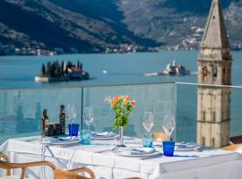 Santa Boka, hotel sa spa centrom u gradu 'Perast'