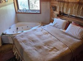 Among the cherry trees B&B 6 - Nahal Dan, хотел в Метула