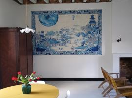 Villa Paignon Gite: Montbron şehrinde bir otel