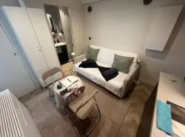 Luxury Studio - Romainville