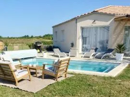 Villa Boheme-Piscine chauffee-proche ogliss park et plages