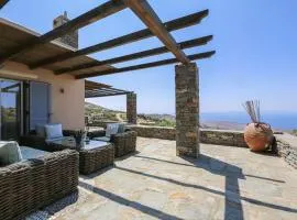 Cycladic Villa with sea view!