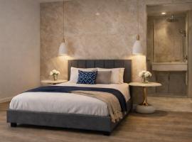 Luxury 7 al Duomo di Parma, hotel v mestu Parma