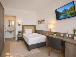 Sunny Hotel Regenstauf, hotel en Regenstauf