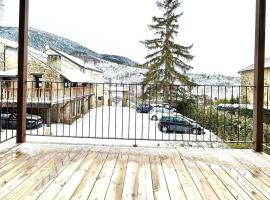 El Pi de Err, preciós allotjament amb vistes, hotel en Err