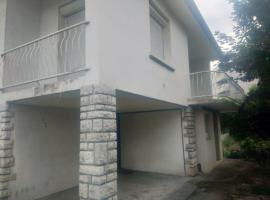 Escale, Hotel in Bourg-en-Bresse