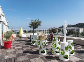 Ibis Styles Hyères Rooftop & Spa, ξενοδοχείο σε Ιέρ