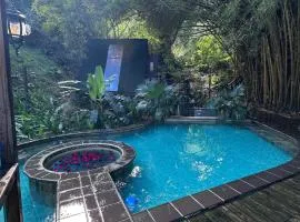 All Natural Glamping