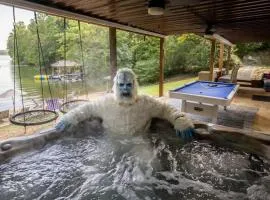 Lake Keowee’s Cabin By The Cove, Boat & PWC Option