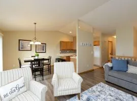 Updated Twin Home near Sanford Medical Center