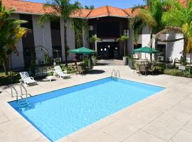 Giorni Hotel Boulevard, hotel em Resende