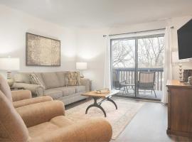 Ozark Mountain Retreat, Family Condo with Resort Amenities, resort em Branson