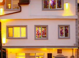 Seten House، فندق في أوروغوب