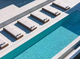 Villa Maninee-Bespoke Villa-Pool -BBQ-Seaview