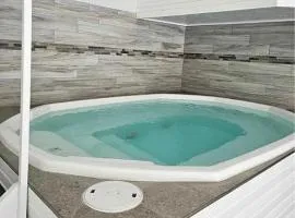 Sunshine and Roses Lakefront 1 Bed and 1 Bath Condo