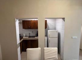 Appartement meublé a louer Kinshasa Gombe, hotel em Kinshasa