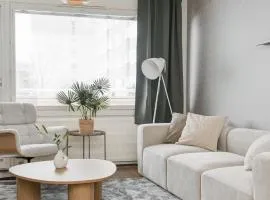 Large and fully equipped apartment in top location