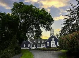 Inn at Harbour Village