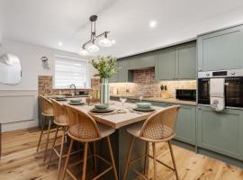 Dee Street Retreat - A coastal escape in St Annes, hotel a Lytham St Annes