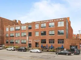2125 Superior Living