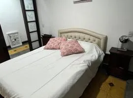Apartamento con Studio y 2 hab en Zona Top en Cali