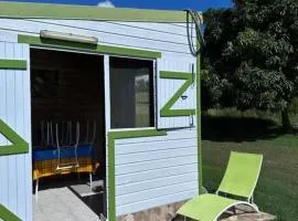 Maison cosy près de Petit-Canal sur 30 m² avec jardin