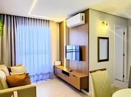 Apto 2/4 com Wi-Fi, TV, piscina e garagem | 1402