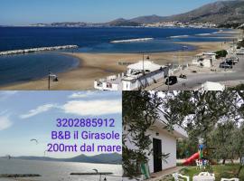 Il Girasole Formia Guesthouse rooms, hotel a Formia