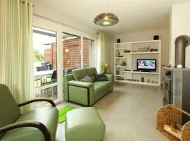 Reetdachhaus " Klein Marzahn"