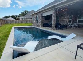 Bonito Breeze Private 3BR Coastal Oasis Pool, hotel a Ocean Springs