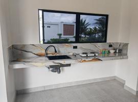 코히미에스에 위치한 호텔 Apartamentos frente al mar