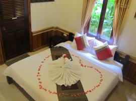 Golden Lotus Place, holiday rental in Luang Prabang