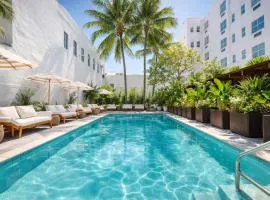 Global Luxury Suites at The Apex Miami