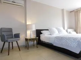 Guayaquil amplia casa 4 dormitorios sector comercial