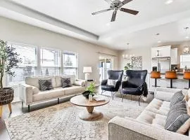 New! Modern & Spotless Home in Central Boise