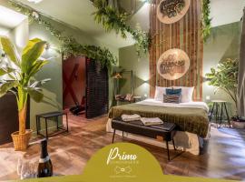 Secret Jungle - Love Room by PRIM0 C0NCIERGERIE, hotel a Royat