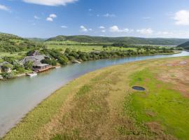 Kariega Game Reserve River Lodge, hotel v destinaci Kenton on Sea