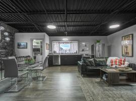 Viesnīca The 418. An 1866 Build with Modern Comforts pilsētā Fortveina