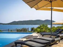 Camp Panorama with pool