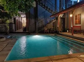 SaBi Guest House - Strategic Family -married couples only- Hostel in Prawirotaman