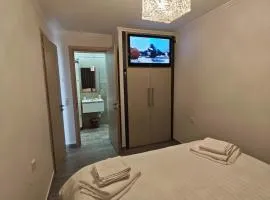 Themistokleous 102 ROOF HOUSE