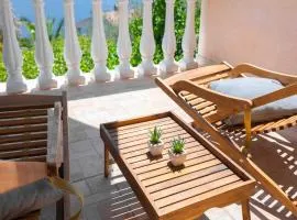 Holiday Home Diana - Five Bedroom House with Terrace and Sea View