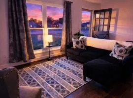 Ranch-3 Bedroom-Pet & Kid-Fenced -EV Charging-King Bed