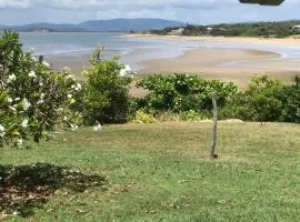 Kennedy Cottage - 8 Kennedy Street, Zilzie