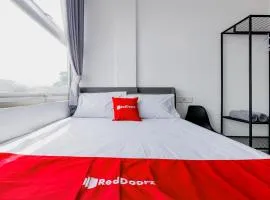 RedDoorz at Chanara Stay PVJ Bandung