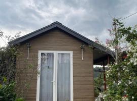 NamBanhomestay&cafe Linh Ẩn Tự – hotel w mieście Namban