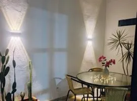 apartamento independiente familiar con cocina cama 2 x 2 y sofa cama